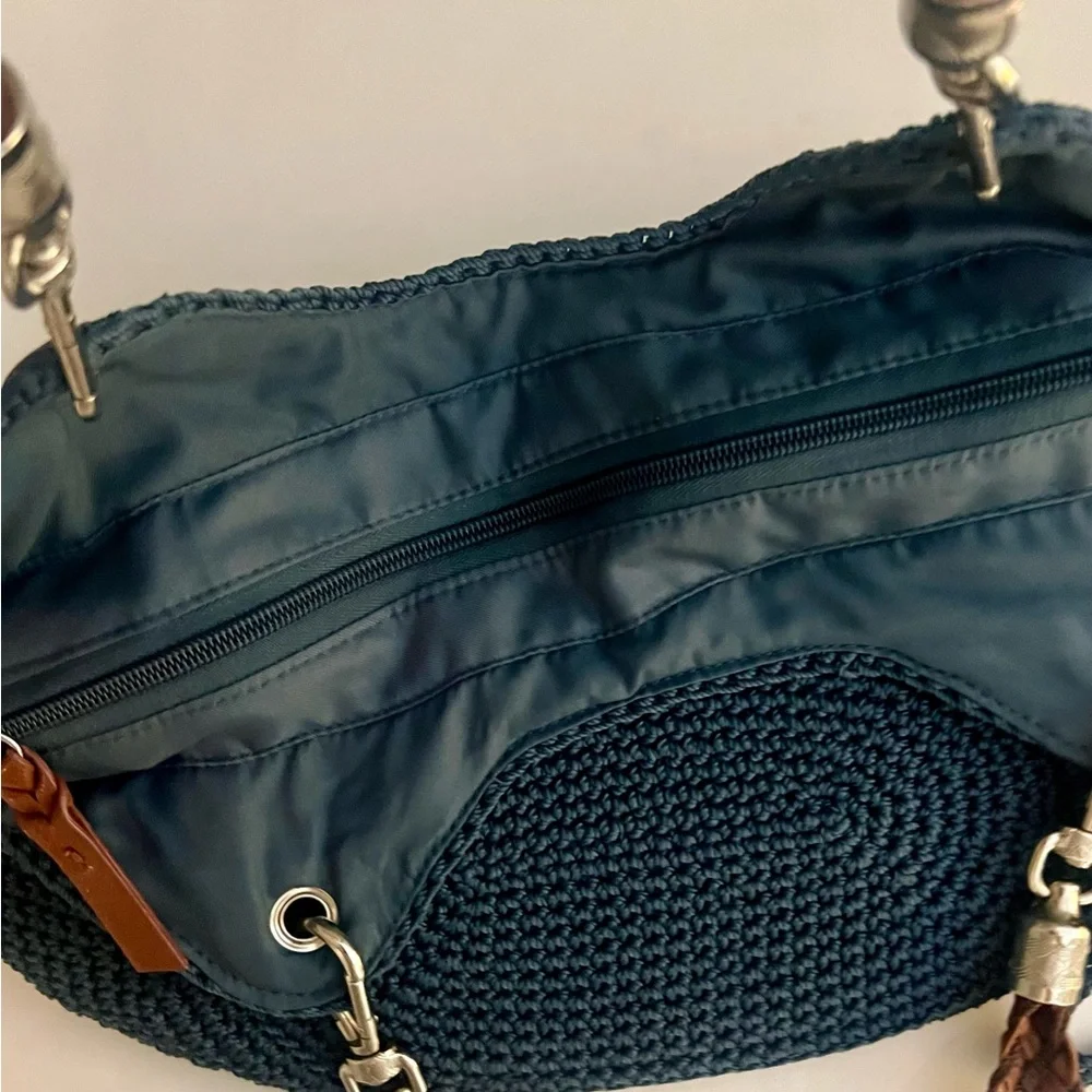 The Sak Indio Crochet Tote Blue Knit Bag Braided Faux Leather Straps - Picture 5 of 15